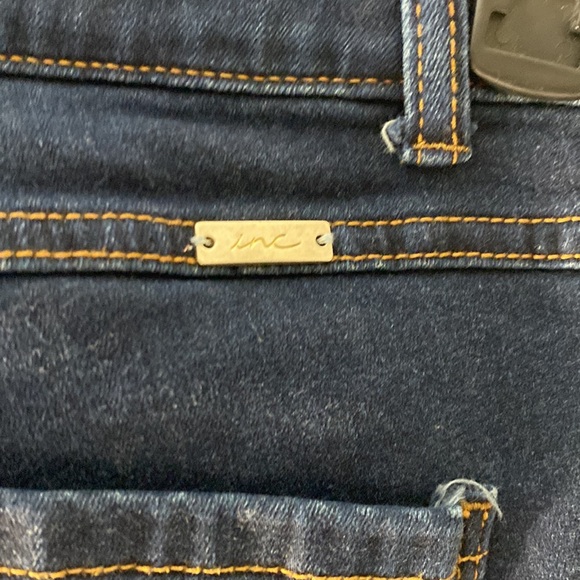 INC Denim | Skinny Leg Curvy Fit Short Style - Picture 6 of 12